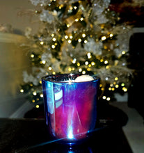 Load image into Gallery viewer, Tobacco & Bay Leaf 11oz Wood Wick Soy Candle